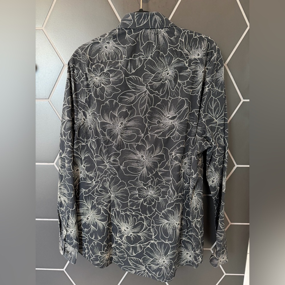 Express Shirt - Picture 2 of 4
